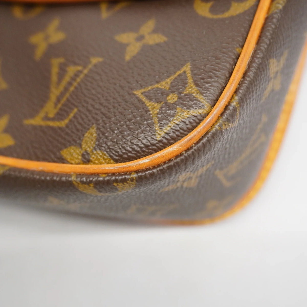 (Fair) M42250 Louis Auth Sologne Monogram Women's Pre-Owned Bag Vuitton Shoulder