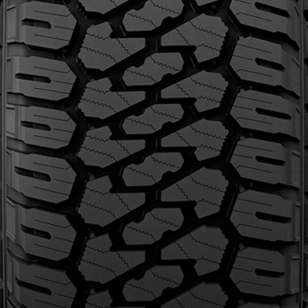 E Terrain Light HD 2011-18 Laramie All Ram 3500 X/T LTZ, Firestone Destination Chevrolet Truck LT235/80R17 3500 2011-13 Tire 120/117S Silverado Longhorn Fits: