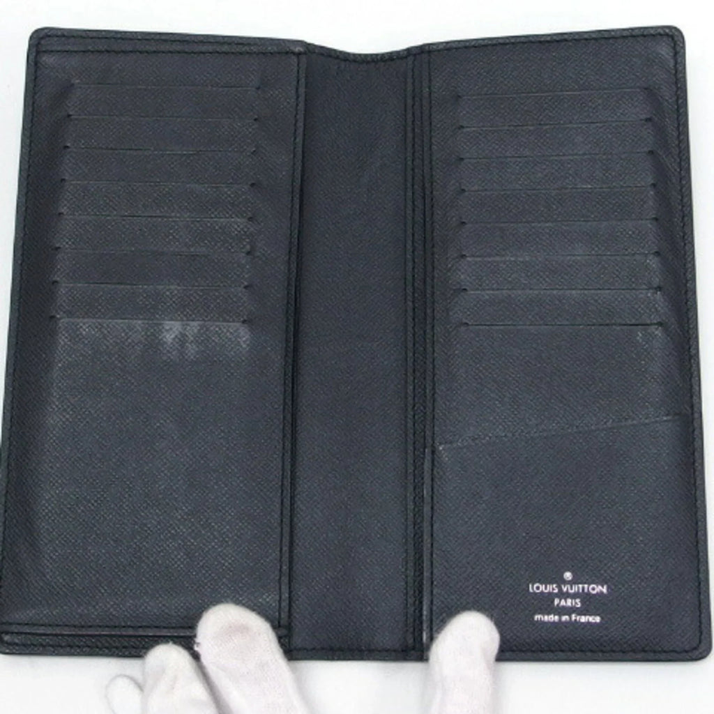 Billfold Taiga Pre-Owned Black Vuitton Long (Good) Wallet Bifold Louis