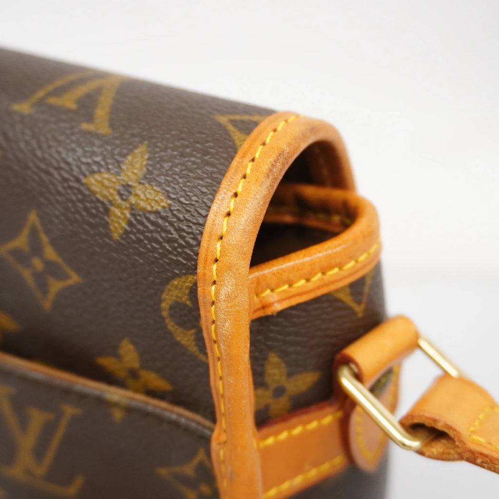 (Fair) M42250 Louis Auth Sologne Monogram Women's Pre-Owned Bag Vuitton Shoulder