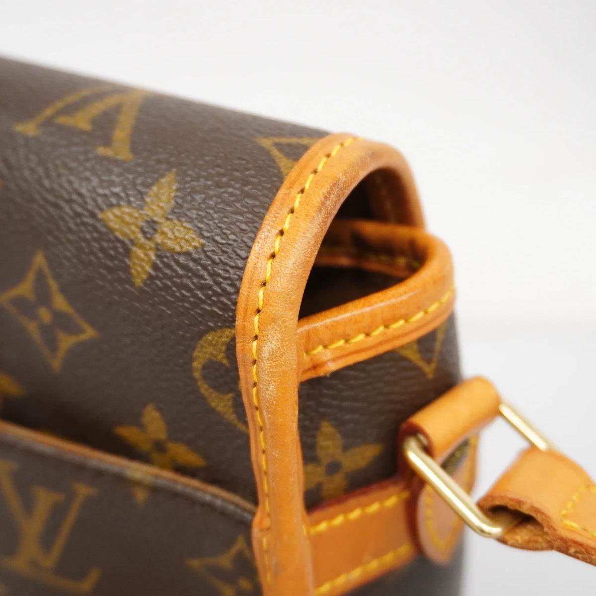 (Fair) M42250 Louis Auth Sologne Monogram Women's Pre-Owned Bag Vuitton Shoulder