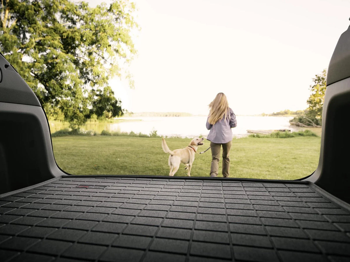 Liner Cargo with Jaguar Trunk, - 2011-2015 Black WeatherTech Series compatible XJ Trunk
