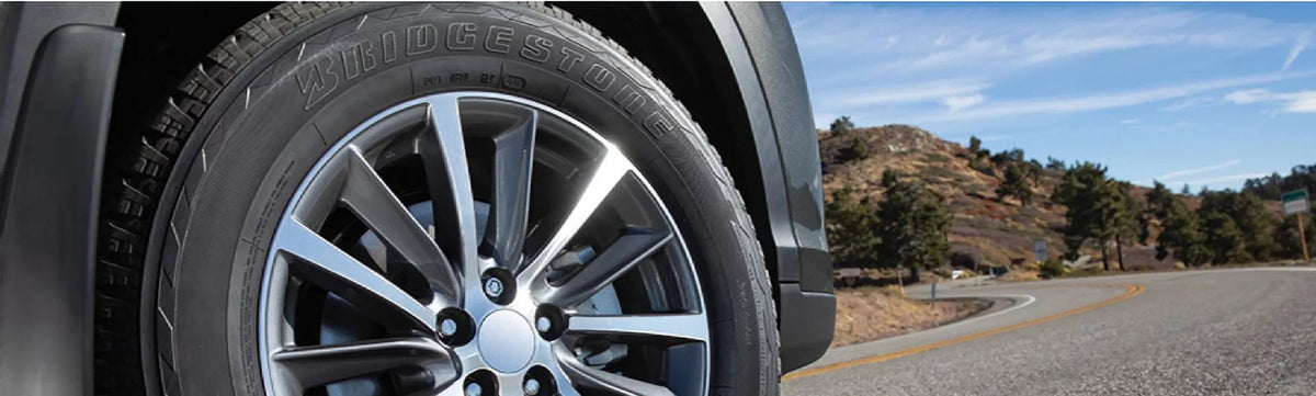 121/118R Tire E HD Bridgestone LT265/70R17 M700 Truck Duravis Light All Terrain