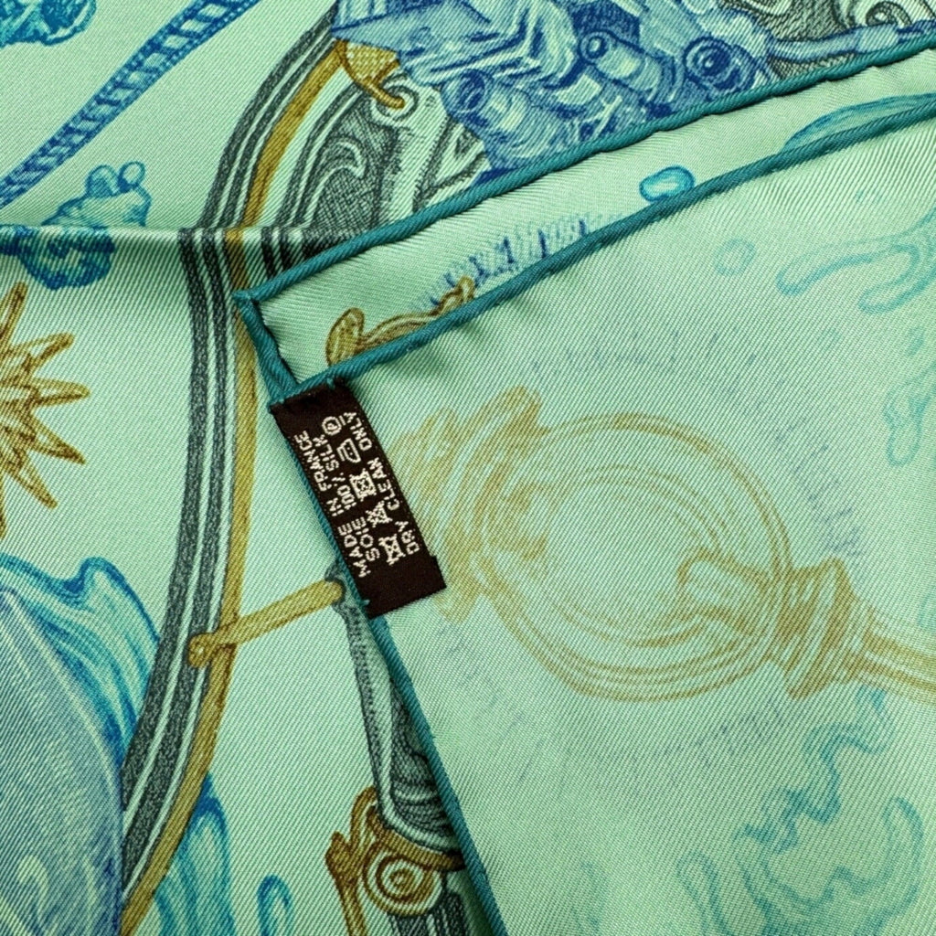 Pre-Owned (Like Kare90 New) Award Silk Hermes Blue HERMES Horsewards Gray Large Horse Scarf Ladies The Green