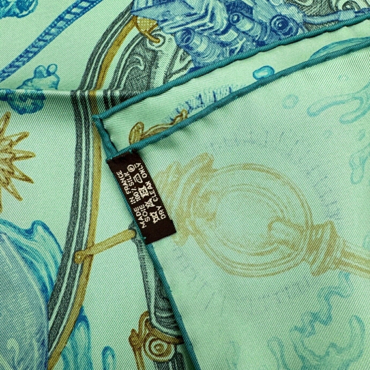 Pre-Owned (Like Kare90 New) Award Silk Hermes Blue HERMES Horsewards Gray Large Horse Scarf Ladies The Green