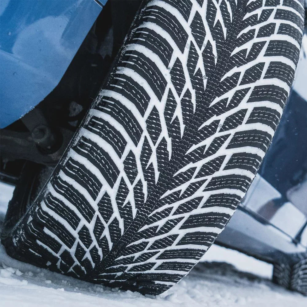 XL Tire Nokian Winter SUV/Crossover SUV 106T 2014-23 Chevrolet 7 Studded 225/65R17 LT, 2007-16 Nordman Equinox Fits: CR-V EX-L Honda