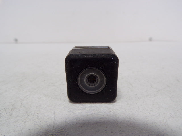 Backup 09 Rear 10 12 OEM Yukon 11 13 14 GMC LKQ Camera View Pre-Owned (Good)