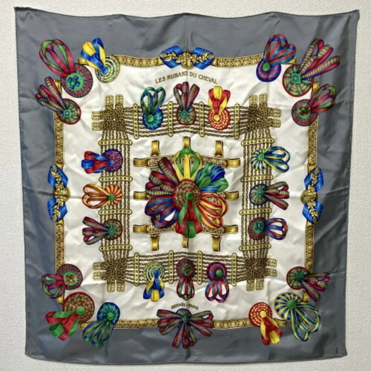 HERMES Ribbon (Good) Silk LES Horse Fashion Scarf Accessory RUBANS Gray CHEVAL Carre90 Pre-Owned DU Ladies