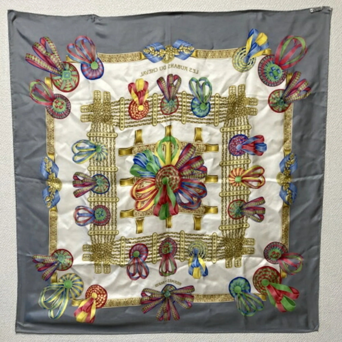 HERMES Ribbon (Good) Silk LES Horse Fashion Scarf Accessory RUBANS Gray CHEVAL Carre90 Pre-Owned DU Ladies